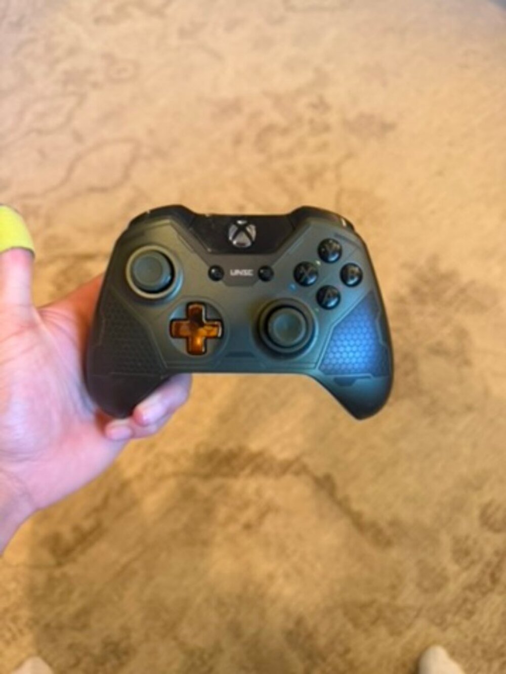 Black & Blue Xbox-Style Wireless Controller